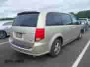 2012 Dodge Grand Caravan SXT z VIN 2C4RDGCG1CR399332, wystawiony jako IAAI lot #43444930 z przebiegiem 151 325 mil mil oraz . Historia ofert i sprzedaży dostępna na DreamBid. Obrazek 4.