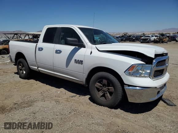 2016 Ram 1500 SLT z VIN 1C6RR6GG5GS227340, wystawiony jako Copart lot #67134575 z przebiegiem 92 982 mil mil oraz Szkoda całkowita • Salvage title. Historia ofert i sprzedaży dostępna na DreamBid. Obrazek 4.