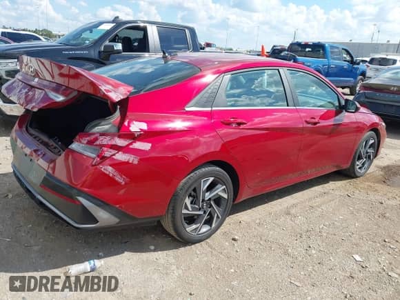 2025 Hyundai Elantra SEL Convenience with VIN KMHLS4DG7SU881180, listed as a IAAI auction lot 43412880 with 23,828 mi miles and . Bid and sale history available at DreamBid. Image 4.
