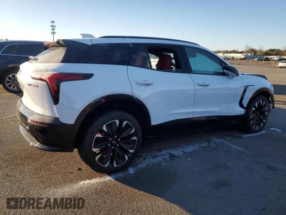 2024 Chevrolet Blazer EV eAWD RS с VIN 3GNKDCRJ2RS117912, выставлен на аукционе Copart как лот 85951254 с пробегом Не указан миль и Списание • Salvage title. История ставок и продаж доступна на DreamBid. Изображение 3.