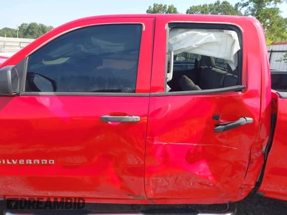 2016 Chevrolet Silverado 1500 Custom с VIN 1GCRCPEC7GZ204777, выставлен на аукционе IAAI как лот 42888414 с пробегом 58 607 миль миль и . История ставок и продаж доступна на DreamBid. Изображение 14.