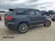 2021 Jeep Grand Cherokee Trackhawk z VIN 1C4RJFN96MC840612, wystawiony jako Copart lot #84267685 z przebiegiem Nie podano mil oraz Szkoda całkowita • Salvage title. Historia ofert i sprzedaży dostępna na DreamBid. Obrazek 3.