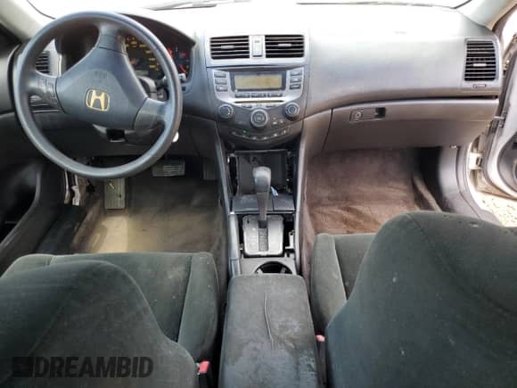 2006 Honda Accord LX with VIN 1HGCM72396A009902, listed as a Copart auction lot 70096135 with 249,551 mi miles and Salvage title. Bid and sale history available at DreamBid. Image 8.