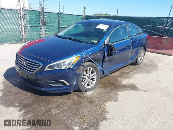 2017 Hyundai Sonata 2.4L с VIN 5NPE24AF4HH572424, выставлен на аукционе IAAI как лот 43352563 с пробегом 118 629 миль миль и . История ставок и продаж доступна на DreamBid. Изображение 2.