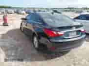 2014 Hyundai Sonata GLS z VIN 5NPEB4AC5EH845825, wystawiony jako IAAI lot #43268050 z przebiegiem 136 252 mil mil oraz . Historia ofert i sprzedaży dostępna na DreamBid. Obrazek 3.