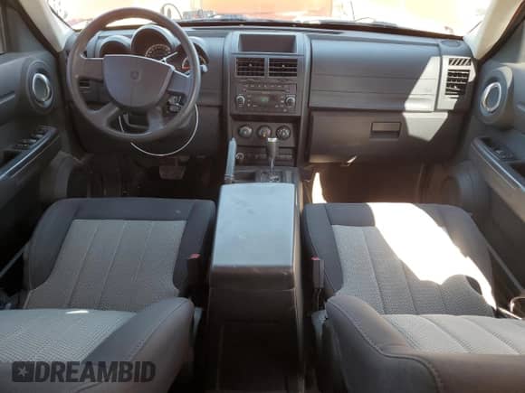 2010 Dodge Nitro Heat with VIN 1D4PT4GK8AW173738, listed as a Copart auction lot 80580994 with 103,972 mi miles and Salvage title. Bid and sale history available at DreamBid. Image 8.