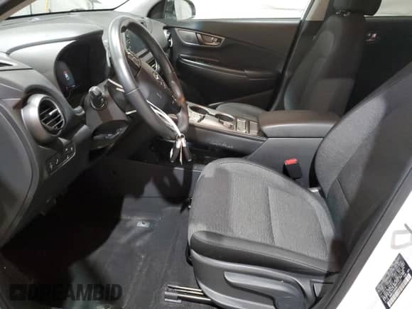 2021 Hyundai Kona SEL with VIN KM8K23AG9MU105937, listed as a Copart auction lot 62495815 with 43,185 mi miles and Salvage title. Bid and sale history available at DreamBid. Image 7.