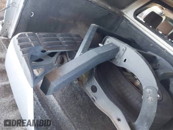 2017 Toyota Tundra Platinum с VIN 5TFAW5F17HX611632, выставлен на аукционе IAAI как лот 43464674 с пробегом 178 328 миль миль и . История ставок и продаж доступна на DreamBid. Изображение 18.