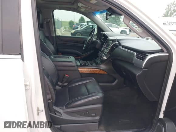 2016 Chevrolet Suburban LTZ with VIN 1GNSKJKC1GR163835, listed as a IAAI auction lot 42643649 with 165,862 mi miles and . Bid and sale history available at DreamBid. Image 5.
