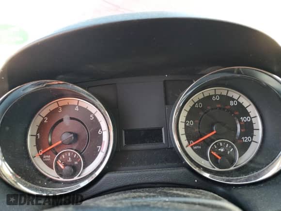 2018 Dodge Grand Caravan SE с VIN 2C4RDGBG4JR273108, выставлен на аукционе Copart как лот 42547805 с пробегом Не указан миль и На запчасти • Non repairable. История ставок и продаж доступна на DreamBid. Изображение 9.