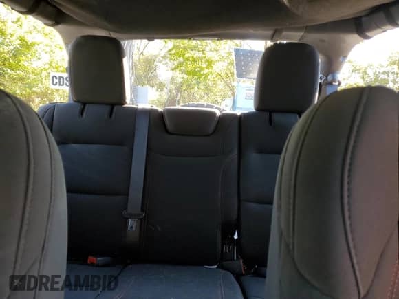 2021 Jeep Wrangler Unlimited Rubicon z VIN 1C4HJXFG8MW573275, wystawiony jako Copart lot #85909965 z przebiegiem 34 956 mil mil oraz Szkoda całkowita • Salvage title. Historia ofert i sprzedaży dostępna na DreamBid. Obrazek 10.