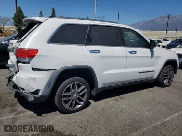 2017 Jeep Grand Cherokee Limited with VIN 1C4RJEBG1HC846448, listed as a Copart auction lot 68868825 with 190,044 mi miles and Salvage title. Bid and sale history available at DreamBid. Image 3.