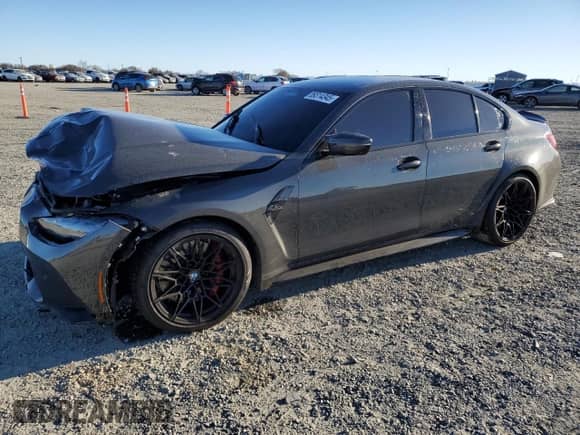 2022 BMW M3 Competition z VIN WBS33AY09NFL70536, wystawiony jako Copart lot #89314345 z przebiegiem 31 791 mil mil oraz Nie do naprawy • Non repairable. Historia ofert i sprzedaży dostępna na DreamBid. Obrazek 1.