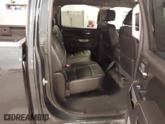 2017 Chevrolet Silverado 1500 LT z VIN 3GCUKRECXHG165368, wystawiony jako IAAI lot #43071774 z przebiegiem 206 163 mil mil oraz . Historia ofert i sprzedaży dostępna na DreamBid. Obrazek 8.