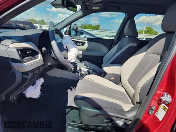 2025 Subaru Forester Limited Hybrid z VIN JF2SLSRD8SH404719, wystawiony jako Copart lot #80115755 z przebiegiem 3 165 mil mil oraz Szkoda całkowita • Salvage title. Historia ofert i sprzedaży dostępna na DreamBid. Obrazek 7.