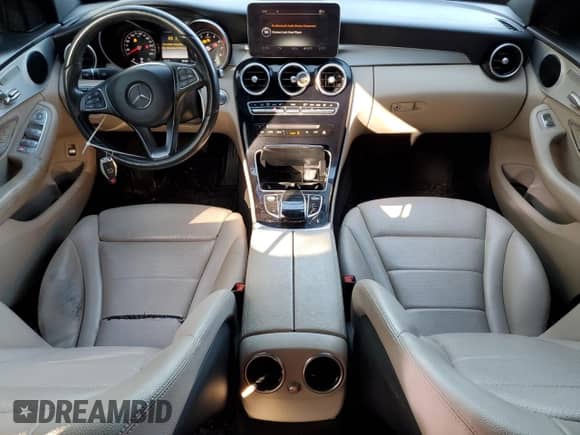 2016 Mercedes-Benz C 300 Luxury with VIN 55SWF4KBXGU171119, listed as a Copart auction lot 82105755 with 157,330 mi miles and Salvage title. Bid and sale history available at DreamBid. Image 8.