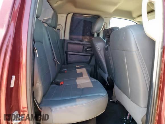 2019 Ram 1500 Express z VIN 1C6RR6FG6KS540035, wystawiony jako Copart lot #80243045 z przebiegiem 97 429 mil mil oraz Szkoda całkowita • Salvage title. Historia ofert i sprzedaży dostępna na DreamBid. Obrazek 10.