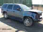 2009 Chevrolet Tahoe LS z VIN 1GNFC13099R196717, wystawiony jako IAAI lot #41970942 z przebiegiem 236 453 mil mil oraz . Historia ofert i sprzedaży dostępna na DreamBid. Obrazek 1.