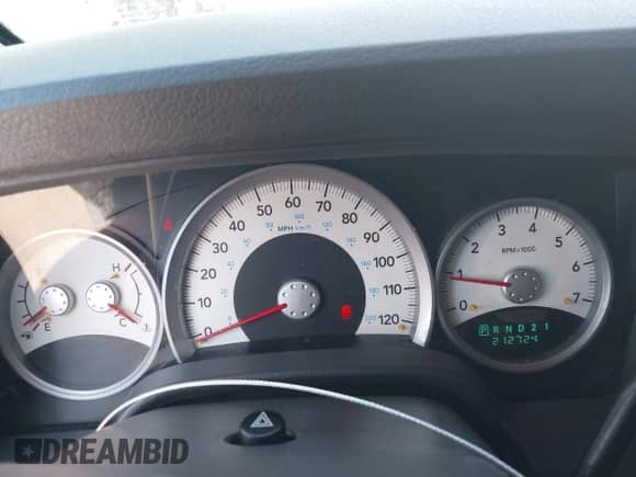 2006 Dodge Durango SLT with VIN 1D4HB48N16F103134, listed as a IAAI auction lot 42667561 with 212,724 mi miles and . Bid and sale history available at DreamBid. Image 7.