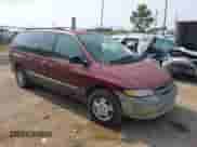 1999 Dodge Caravan SE с VIN 2B4GP44GXXR190296, выставлен на аукционе IAAI как лот 42468010 с пробегом 225 755 миль миль и . История ставок и продаж доступна на DreamBid. Изображение 1.