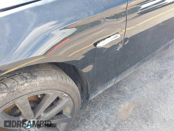 2013 BMW 5 Series 535i xDrive с VIN WBAFU7C52DDU70430, выставлен на аукционе IAAI как лот 42782147 с пробегом 152 678 миль миль и . История ставок и продаж доступна на DreamBid. Изображение 6.