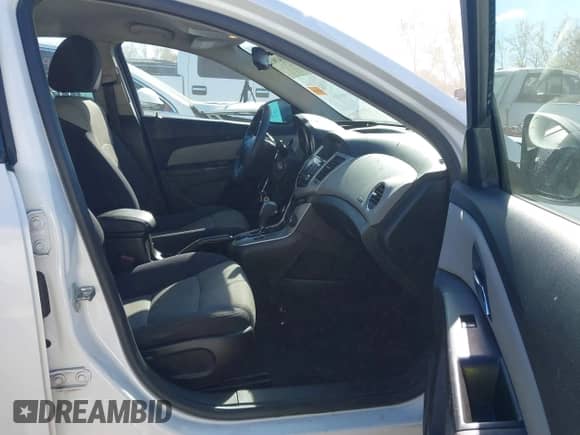 2013 Chevrolet Cruze LS with VIN 1G1PA5SHXD7107543, listed as a IAAI auction lot 43439020 with 133,873 mi miles and . Bid and sale history available at DreamBid. Image 5.