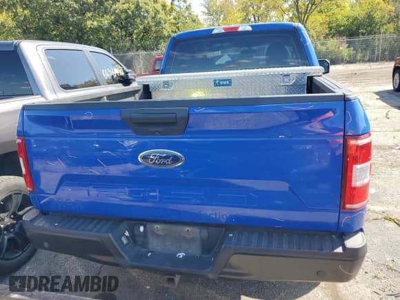 2020 Ford F-150 XL z VIN 1FTEX1EB2LKD26246, wystawiony jako Copart lot #66489155 z przebiegiem 109 918 mil mil oraz Szkoda całkowita • Salvage title. Historia ofert i sprzedaży dostępna na DreamBid. Obrazek 6.