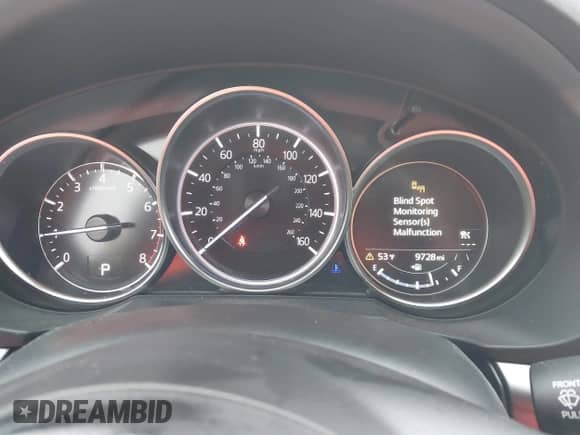 2023 Mazda CX-5 S Carbon Edition z VIN JM3KFBCM3P0126856, wystawiony jako IAAI lot #42020069 z przebiegiem 9 728 mil mil oraz . Historia ofert i sprzedaży dostępna na DreamBid. Obrazek 7.