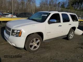 2013 Chevrolet Tahoe LS with VIN 1GNSKAE04DR359670, listed as a Copart auction lot 43388245 with 122,470 mi miles and Salvage title. Bid and sale history available at DreamBid. Image 1.