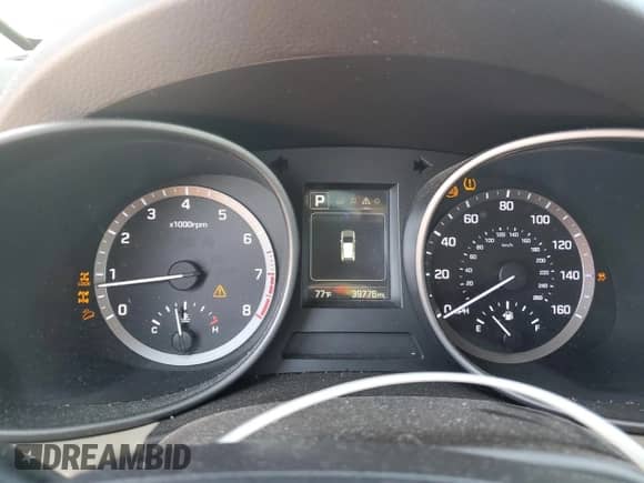 2017 Hyundai Santa Fe 2.4L с VIN 5NMZUDLB6HH025934, выставлен на аукционе Copart как лот 81039025 с пробегом 39 776 миль миль и Списание • Salvage title. История ставок и продаж доступна на DreamBid. Изображение 9.