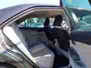 2013 Toyota Camry LE z VIN 4T1BD1FK4DU069294, wystawiony jako IAAI lot #42660361 z przebiegiem 189 304 mil mil oraz . Historia ofert i sprzedaży dostępna na DreamBid. Obrazek 8.