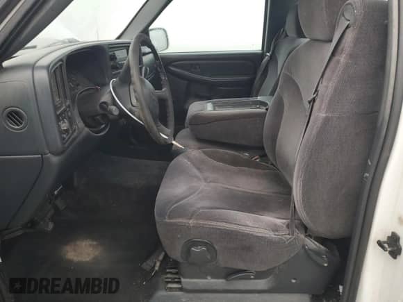 1999 GMC Sierra 1500 SL с VIN 1GTEC14V0XE515294, выставлен на аукционе Copart как лот 83697634 с пробегом Не указан миль и Списание • Salvage title. История ставок и продаж доступна на DreamBid. Изображение 7.