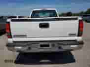2005 GMC Sierra 1500 SL z VIN 1GTEC14VX5E171504, wystawiony jako Copart lot #68292134 z przebiegiem 201 399 mil mil oraz Szkoda całkowita • Salvage title. Historia ofert i sprzedaży dostępna na DreamBid. Obrazek 6.