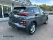 2019 Hyundai Kona SE с VIN KM8K1CAA8KU305509, выставлен на аукционе Copart как лот 84238235 с пробегом 203 762 миль миль и Чистый • Clean title. История ставок и продаж доступна на DreamBid. Изображение 4.