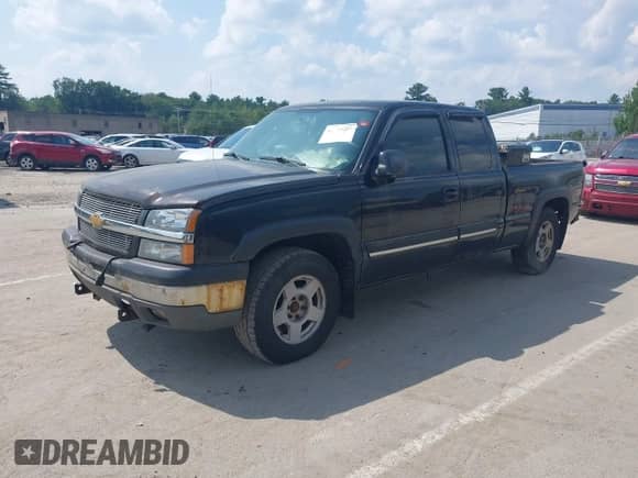 2004 Chevrolet Silverado 1500 Z71 z VIN 1GCEK19TX4E142481, wystawiony jako IAAI lot #42724167 z przebiegiem 183 644 mil mil oraz . Historia ofert i sprzedaży dostępna na DreamBid. Obrazek 2.