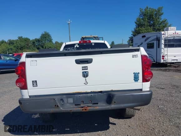 2008 Dodge 1500 ST с VIN 1D7HA16K38J139825, выставлен на аукционе IAAI как лот 42384281 с пробегом 129 562 миль миль и . История ставок и продаж доступна на DreamBid. Изображение 16.