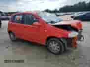 2005 Chevrolet Aveo LS с VIN KL1TD62635B353213, выставлен на аукционе Copart как лот 65935865 с пробегом 193 966 миль миль и Списание • Salvage title. История ставок и продаж доступна на DreamBid. Изображение 4.