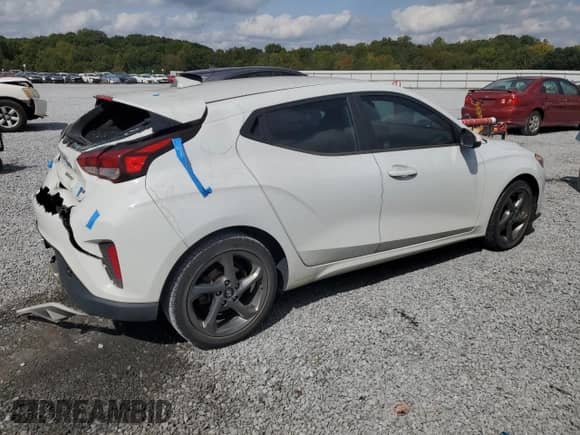 2019 Hyundai Veloster 2.0 z VIN KMHTG6AF8KU003153, wystawiony jako Copart lot #69973973 z przebiegiem 65 560 mil mil oraz . Historia ofert i sprzedaży dostępna na DreamBid. Obrazek 3.