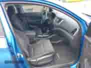 2017 Hyundai Tucson SE z VIN KM8J3CA49HU261092, wystawiony jako IAAI lot #43054109 z przebiegiem 127 728 mil mil oraz . Historia ofert i sprzedaży dostępna na DreamBid. Obrazek 5.