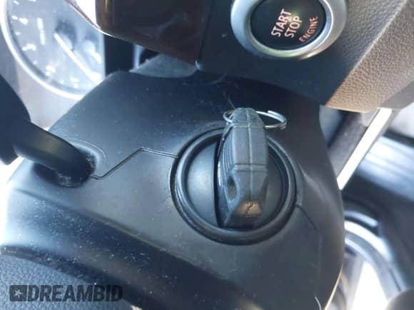 2010 BMW 5 Series 528i xDrive с VIN WBANV1C51AC157778, выставлен на аукционе IAAI как лот 43478153 с пробегом 161 791 миль миль и . История ставок и продаж доступна на DreamBid. Изображение 11.