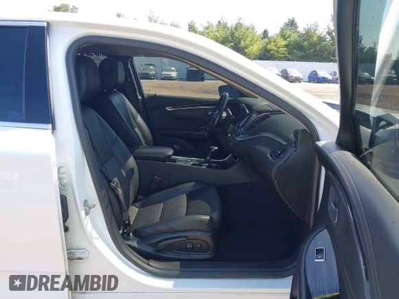 2018 Chevrolet Impala LT с VIN 1G1105SA7JU129847, выставлен на аукционе IAAI как лот 43212290 с пробегом 94 068 миль миль и . История ставок и продаж доступна на DreamBid. Изображение 5.