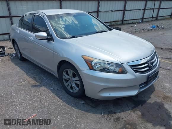 2012 Honda Accord LX Premium с VIN 1HGCP2F48CA075351, выставлен на аукционе IAAI как лот 42952702 с пробегом 142 967 миль миль и . История ставок и продаж доступна на DreamBid. Изображение 1.