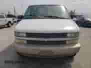 2003 Chevrolet Astro z VIN 1GNDM19X93B124361, wystawiony jako Copart lot #48821115 z przebiegiem 220 554 mil mil oraz Czysty tytuł • Clean title. Historia ofert i sprzedaży dostępna na DreamBid. Obrazek 5.