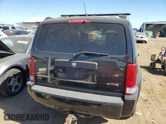 2008 Dodge Nitro SXT с VIN 1D8GU28K98W260170, выставлен на аукционе Copart как лот 73057114 с пробегом 244 438 миль миль и Чистый • Clean title. История ставок и продаж доступна на DreamBid. Изображение 6.