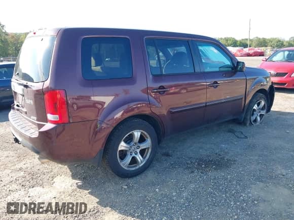2013 Honda Pilot EX with VIN 5FNYF4H49DB063685, listed as a IAAI auction lot 43214366 with 316,352 mi miles and . Bid and sale history available at DreamBid. Image 4.
