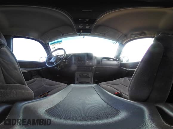 2000 GMC Sierra 1500 SLE with VIN 1GTEC19V3YZ176243, listed as a IAAI auction lot 41582240 with Not provided miles and . Bid and sale history available at DreamBid. Image 22.