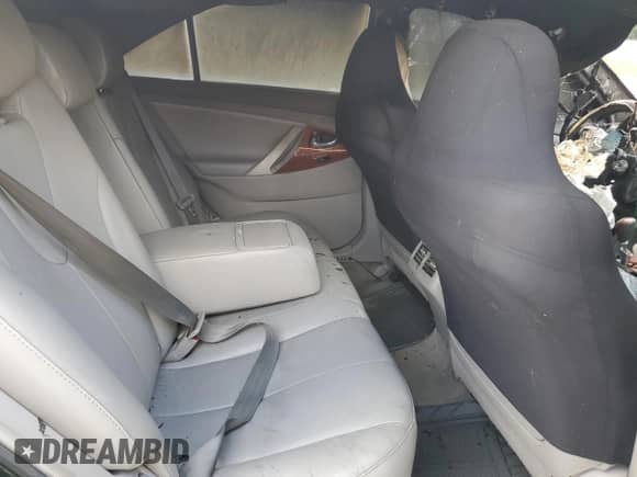 2011 Toyota Camry LE с VIN 4T1BF3EK1BU632046, выставлен на аукционе Copart как лот 70903225 с пробегом Не указан миль и Чистый • Clean title. История ставок и продаж доступна на DreamBid. Изображение 10.