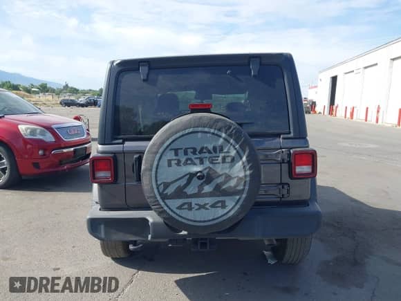 2024 Jeep Wrangler Sport S z VIN 1C4PJXAN9RW117133, wystawiony jako IAAI lot #42497915 z przebiegiem 9 754 mil mil oraz . Historia ofert i sprzedaży dostępna na DreamBid. Obrazek 16.
