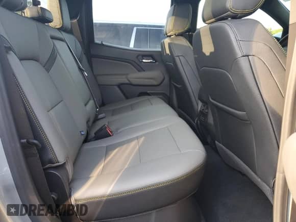 2025 Chevrolet Colorado 4WD ZR2 с VIN 1GCPTFEK2S1135383, выставлен на аукционе Copart как лот 65988875 с пробегом 3 710 миль миль и Списание • Salvage title. История ставок и продаж доступна на DreamBid. Изображение 10.