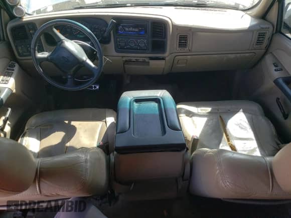 2002 Chevrolet Silverado 2500HD LS z VIN 1GCHK231X2F244008, wystawiony jako Copart lot #80737645 z przebiegiem 333 444 mil mil oraz Szkoda całkowita • Salvage title. Historia ofert i sprzedaży dostępna na DreamBid. Obrazek 8.